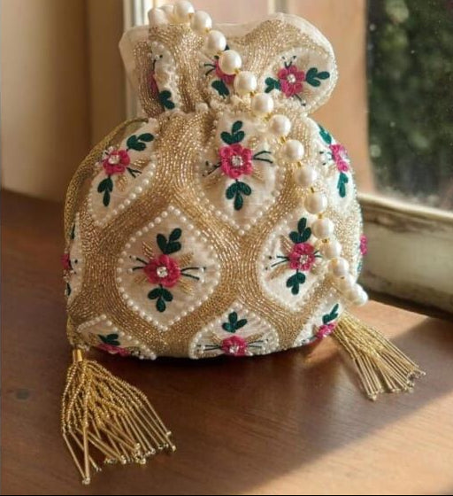 DP113 - Ivory Embroidered Pearl Potli Bag