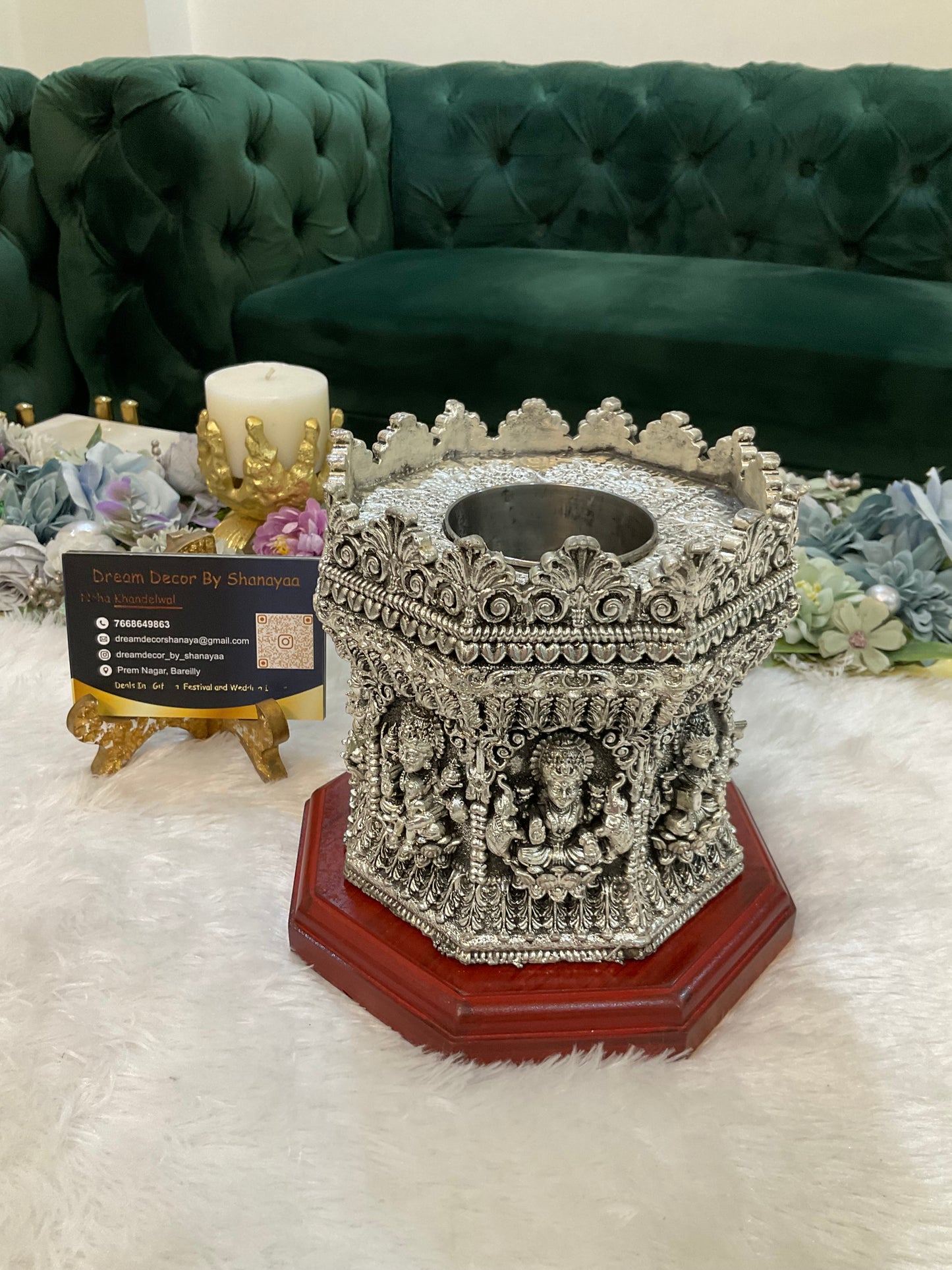 999 Silver Plated Tulsi Pot – Luxury Devotional Décor
