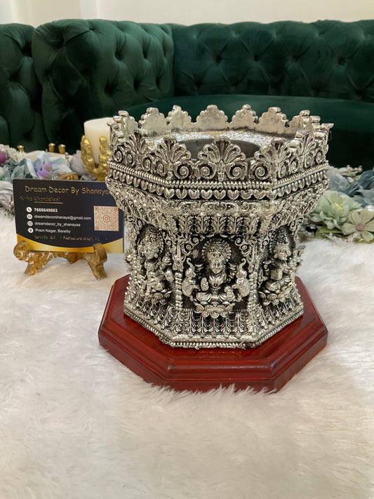 999 Silver Plated Tulsi Pot – Luxury Devotional Décor