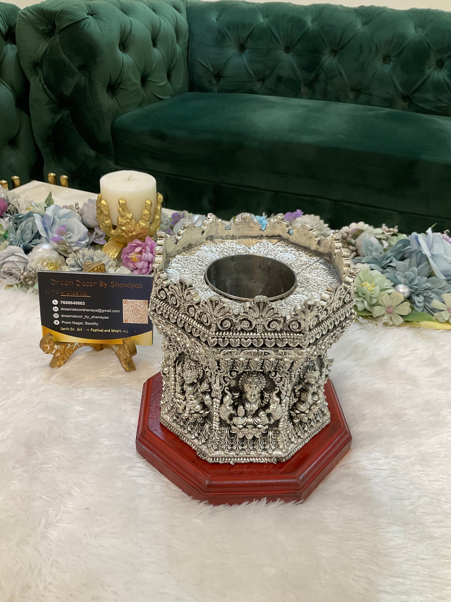 999 Silver Plated Tulsi Pot – Luxury Devotional Décor