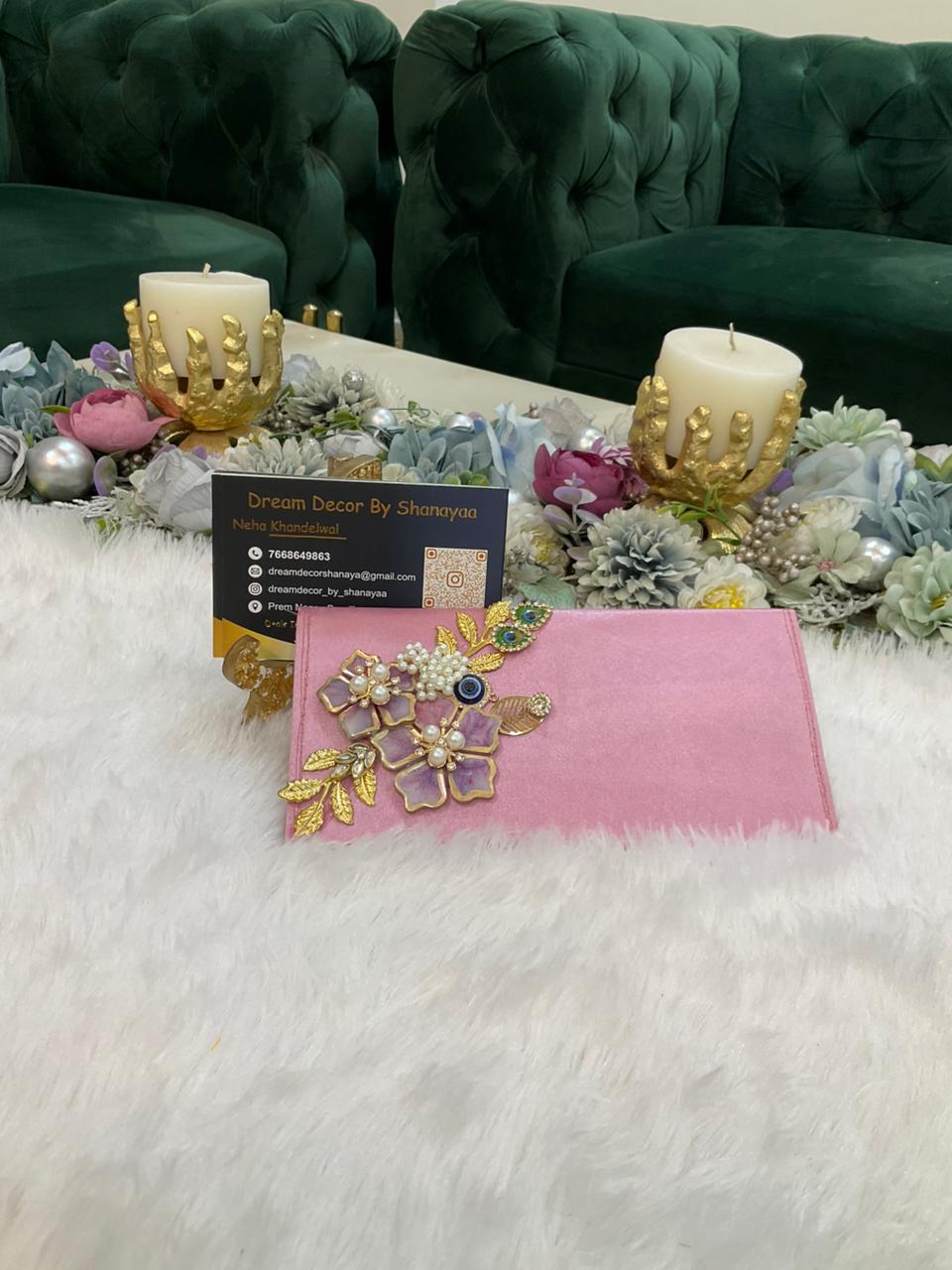 Designer Paper Envelope with Resin Brooch - Pink