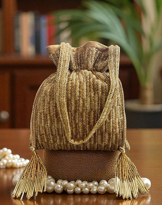 DP112 - Antique Katdana Potli