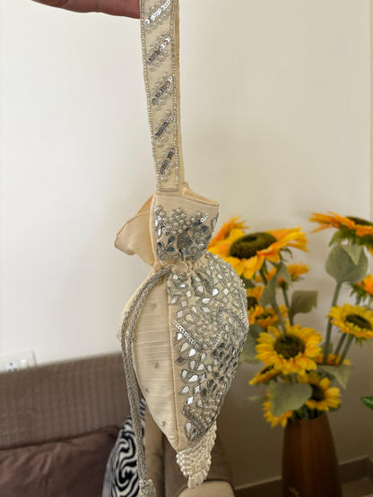 DP118 - Gota Work Potli with Mirror & Pearl Detailing