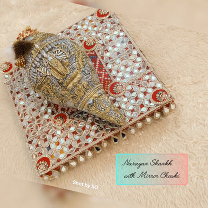 Narayan Shankh with Mirror Chowki