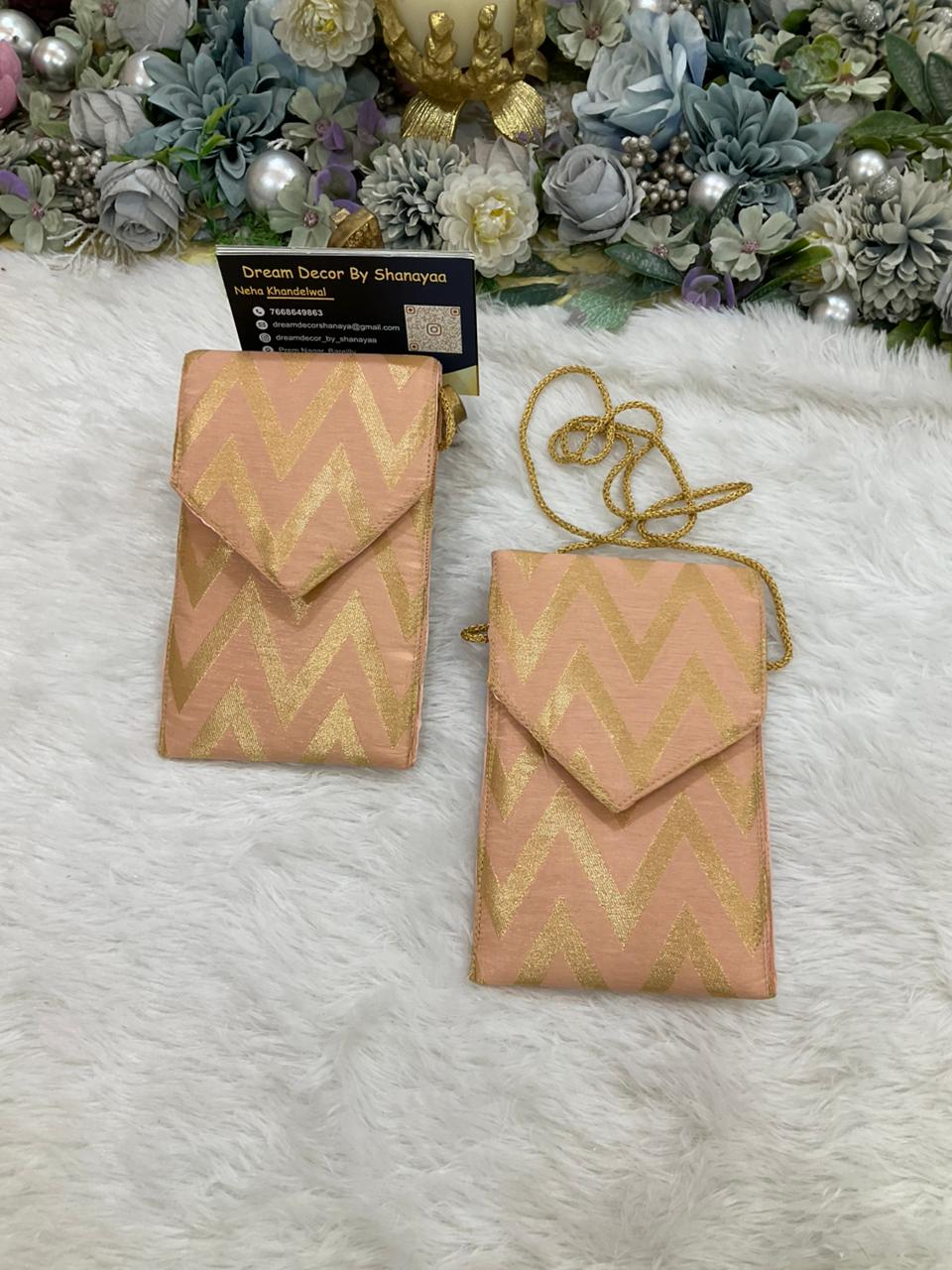 Mobile Sling Pouch