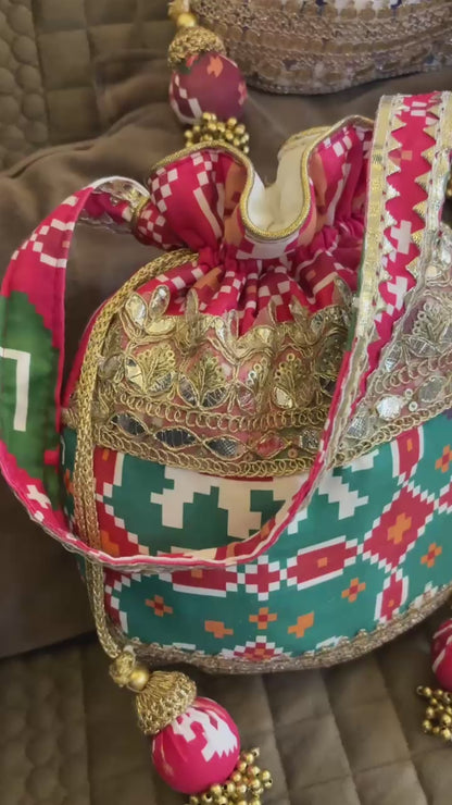 DP122 - Festive Patola Potlis (10x9”)